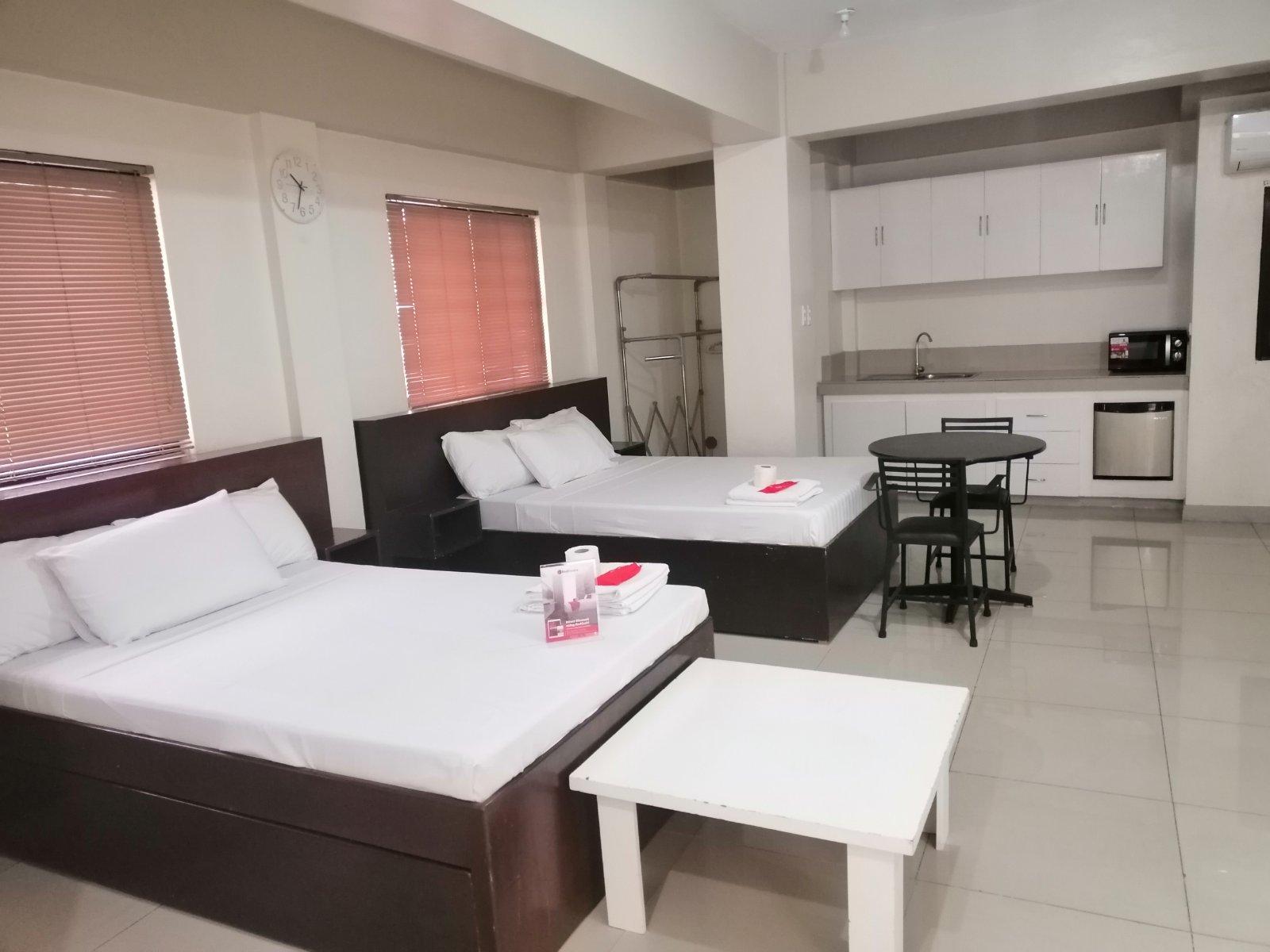 Отель Reddoorz Near Pasay Taft Экстерьер фото
